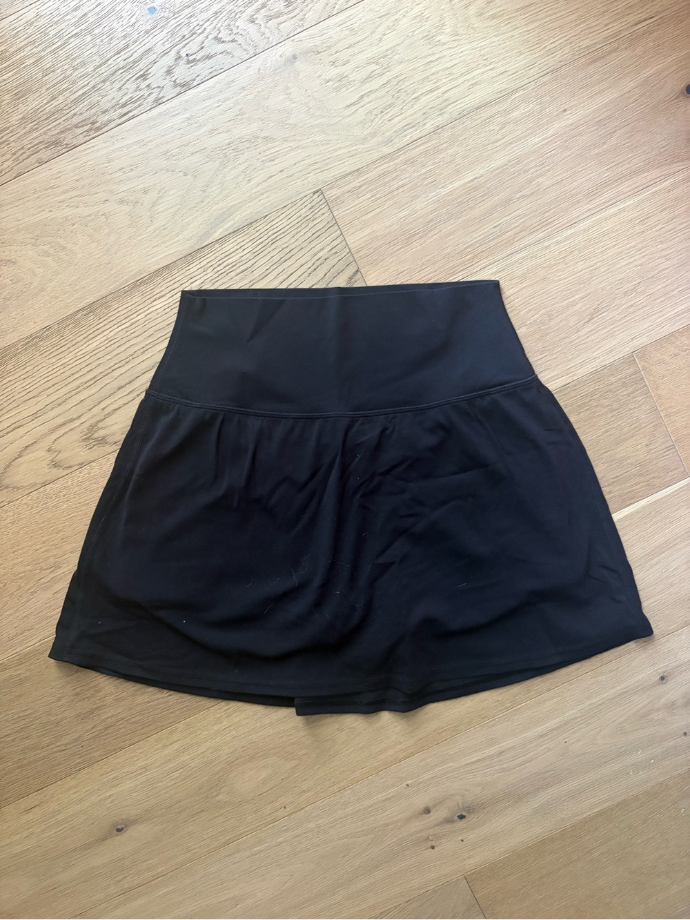 Lululemon Black High-Waist Align Workout Skirt (13” Length) - Size 4